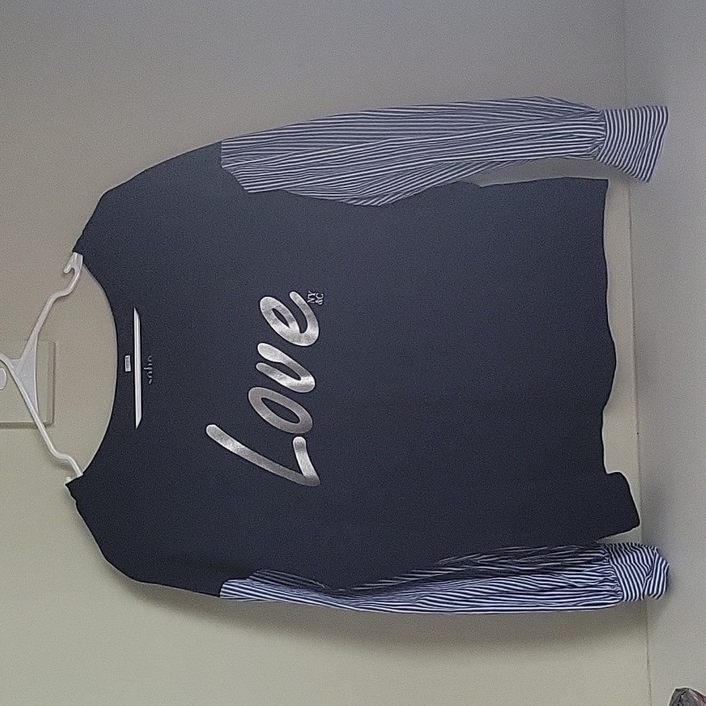 Long sleeve shirt